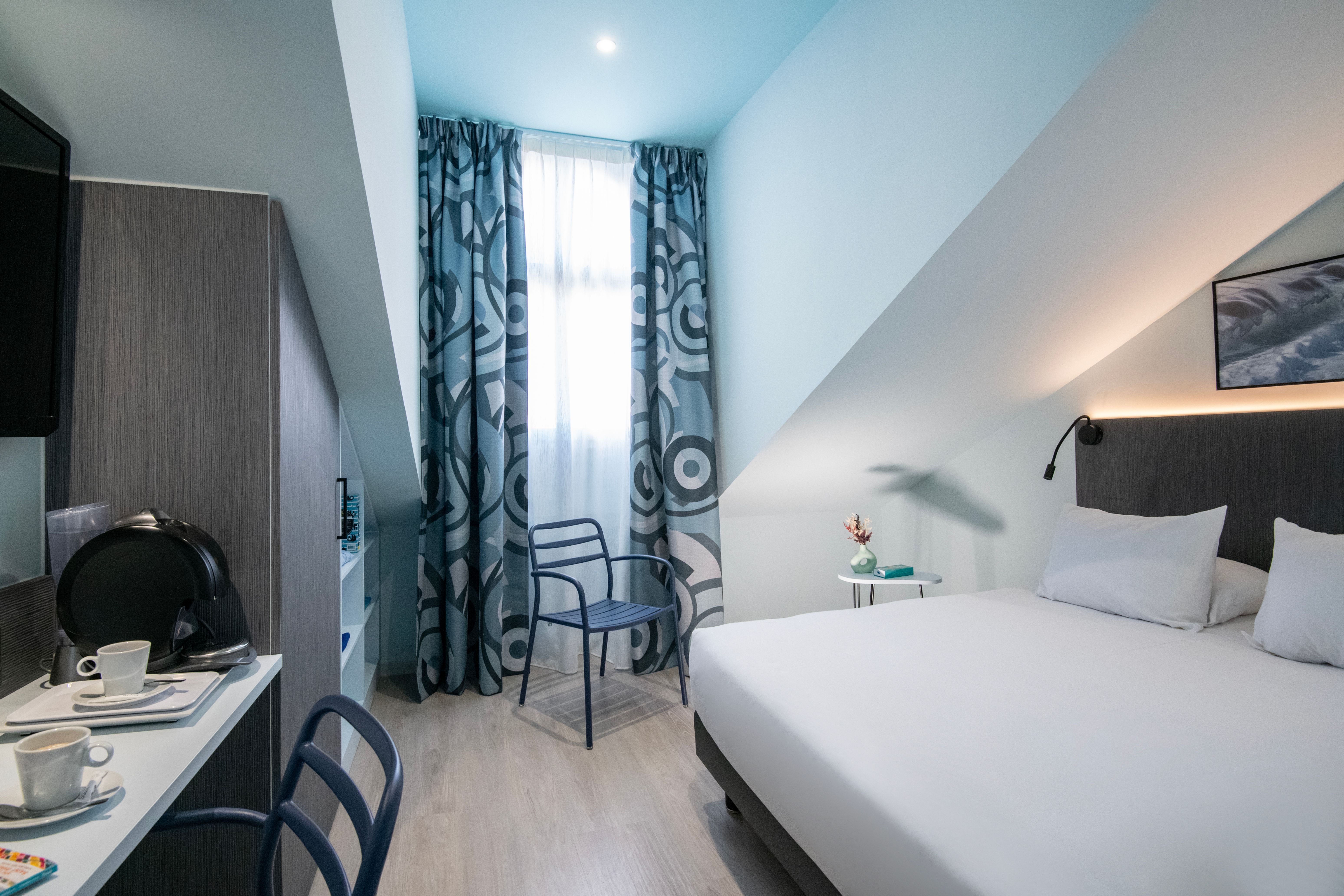 Hôtel Alba Nice - Chambre Confort Double Mansardée
