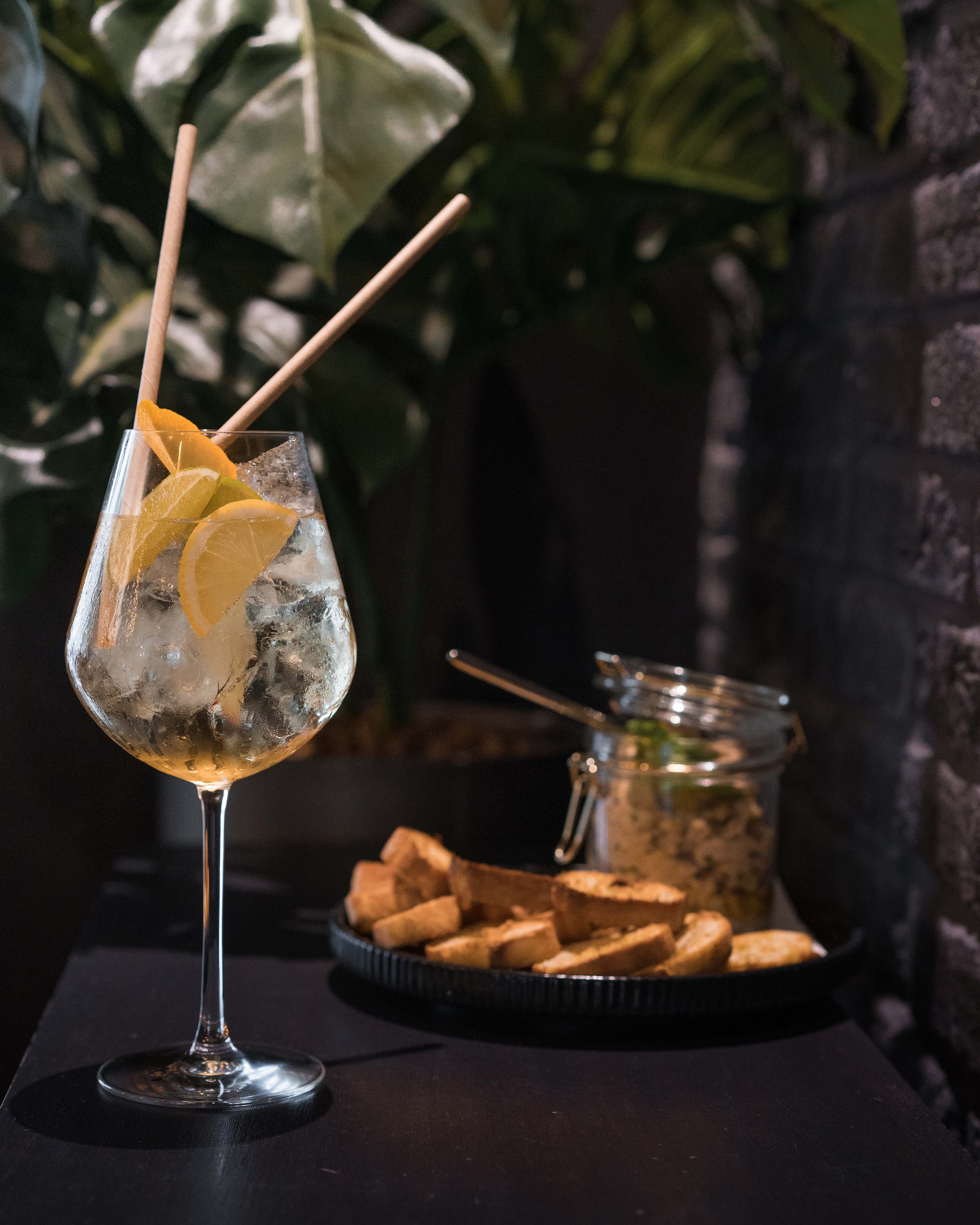 LAZ’ Hotel Spa Urbain - bar